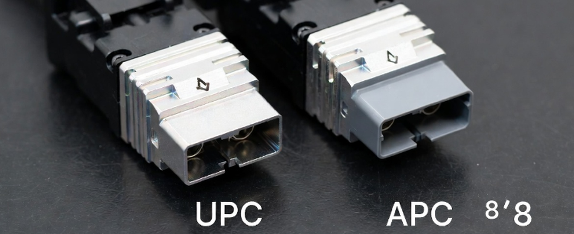 High-quality MTP and MPO fiber optic connectors showing UPC and APC polished end faces, essential for meeting insertion loss budgets in 400G and 800G data center infrastructure. High-quality MTP and MPO fiber optic connectors showing UPC and APC polished end faces, essential for meeting insertion loss budgets in 400G and 800G data center infrastructure.
